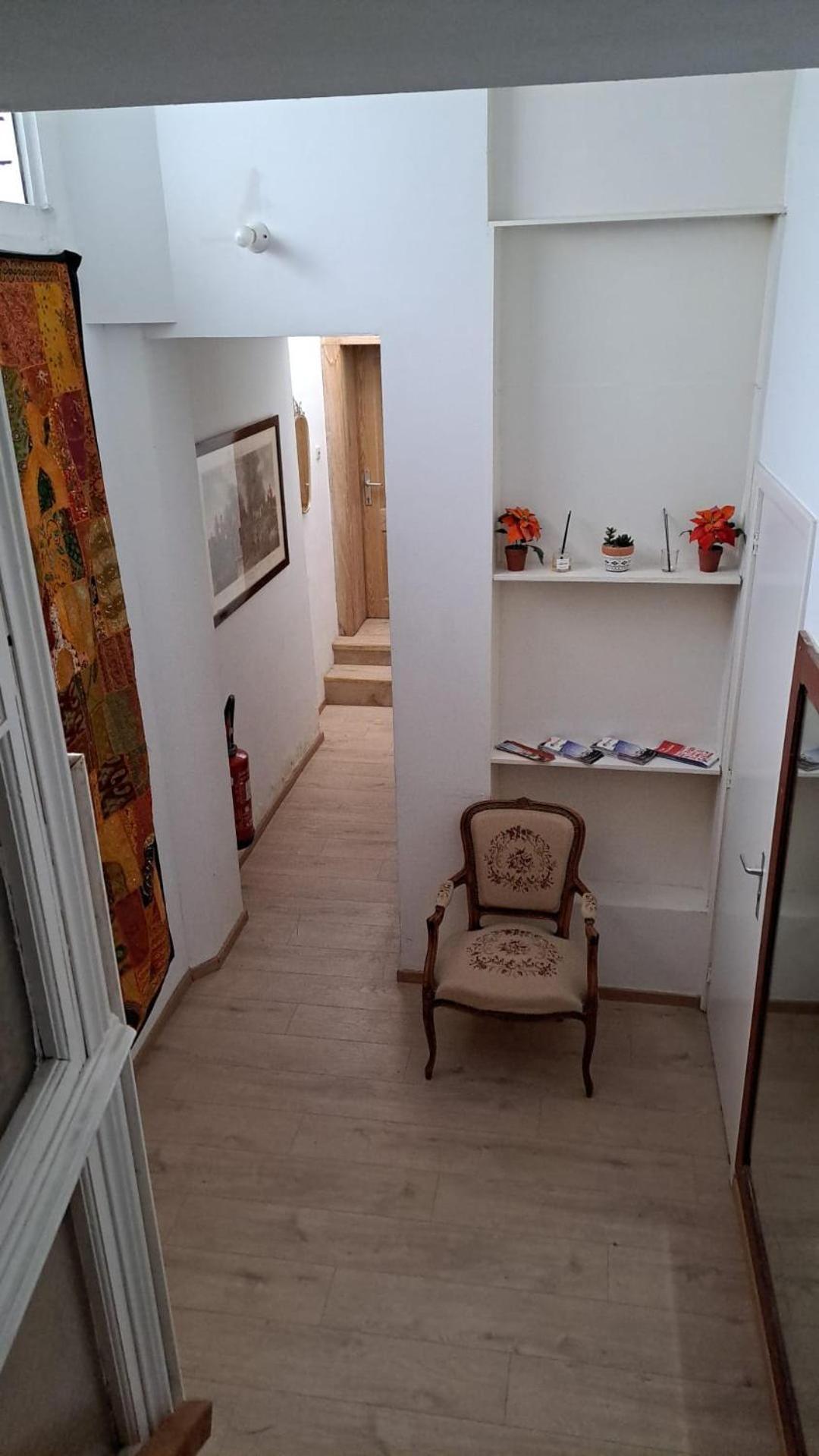 Centre De Bruxelles, D Căn hộ *